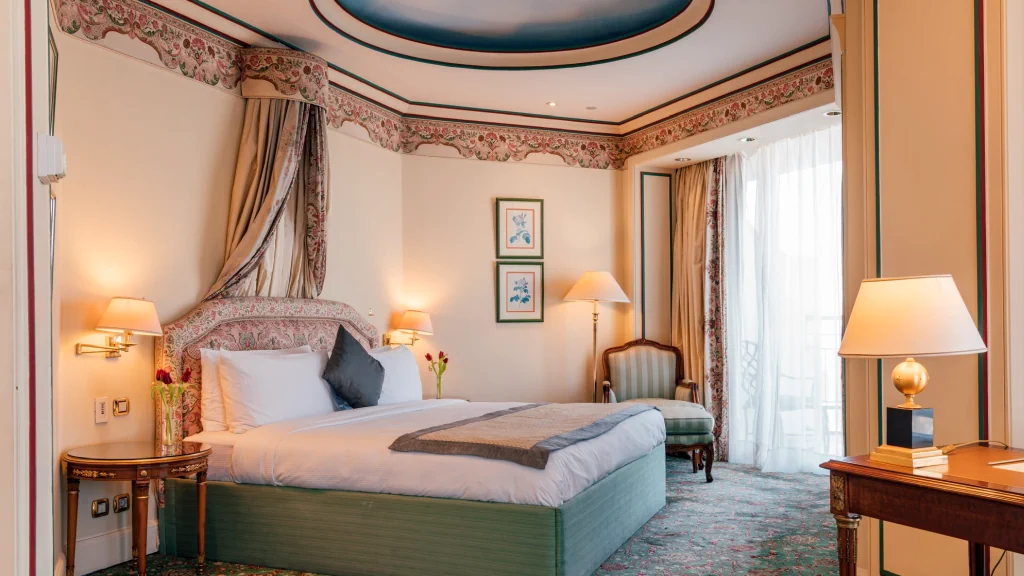 الفندق جراند نايل تاور - القاهرة